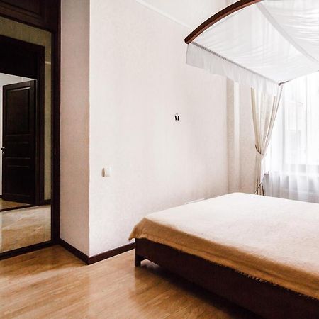 Downtown Prestige Apartment 오데사 외부 사진