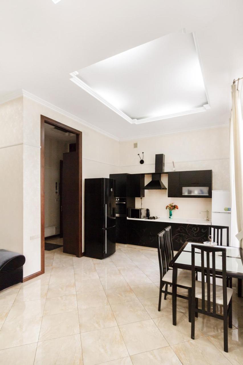 Downtown Prestige Apartment 오데사 외부 사진