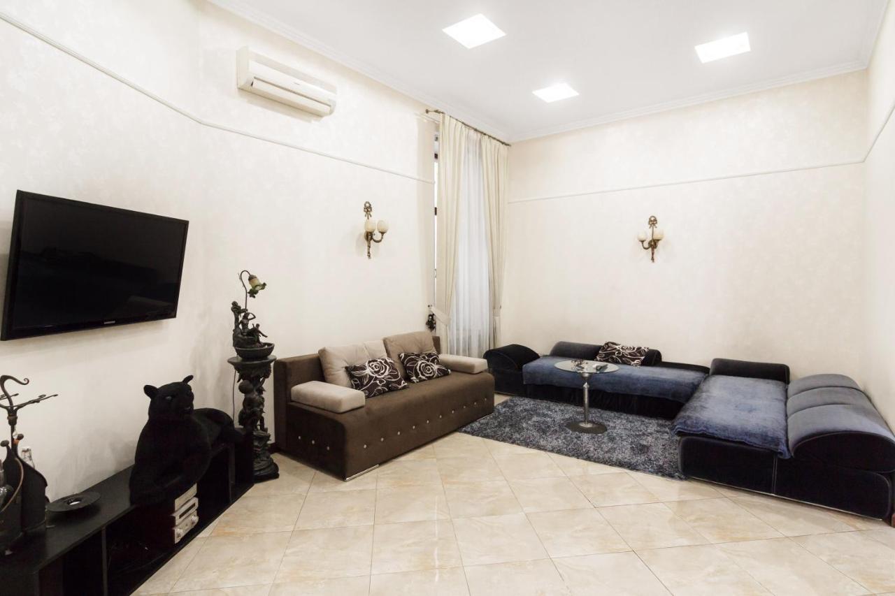 Downtown Prestige Apartment 오데사 외부 사진