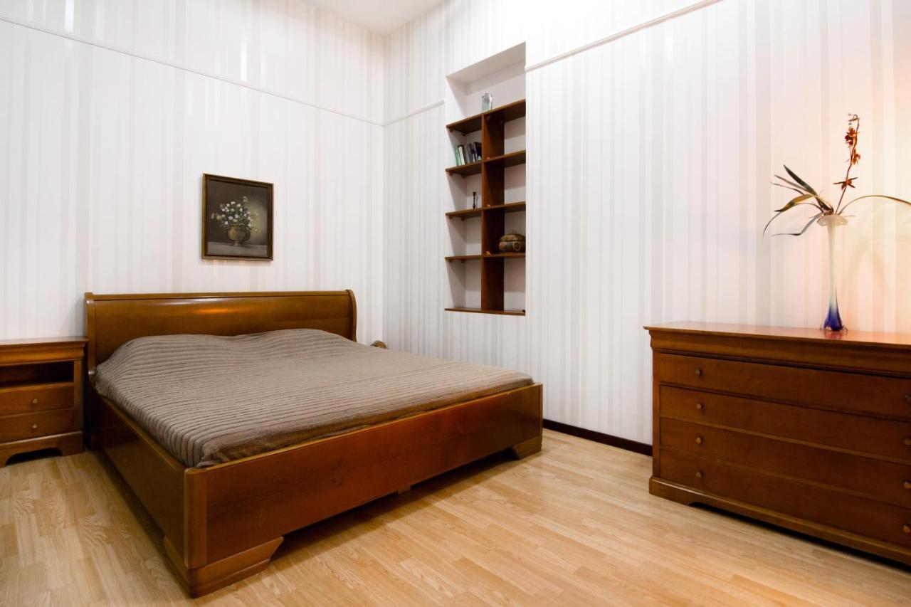 Downtown Prestige Apartment 오데사 외부 사진